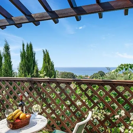 Sleeps 8 With Pool Air Con And Wifi * Kissonerga